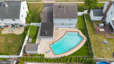 View/Area - 401 Jefferson Ave, Beverly, NJ 08010 photo 6 of 8