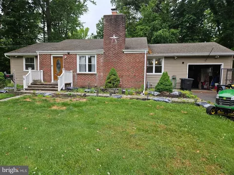 44 Devon Rd, Mount Holly, NJ 08060 photo 2