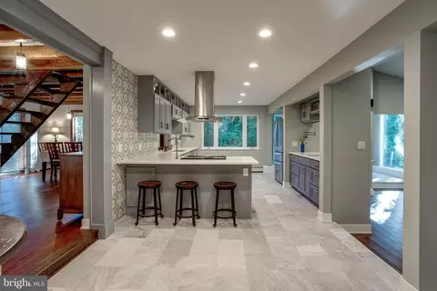 125 Union Mill Rd, Mount Laurel, NJ 08054