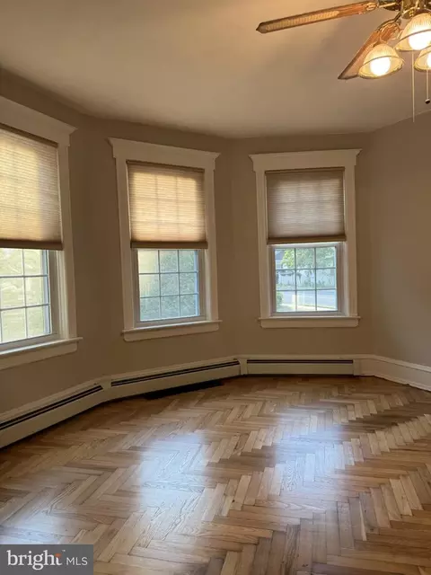 Living - 54 W Main St, Wrightstown, NJ 08562 photo 7 of 11