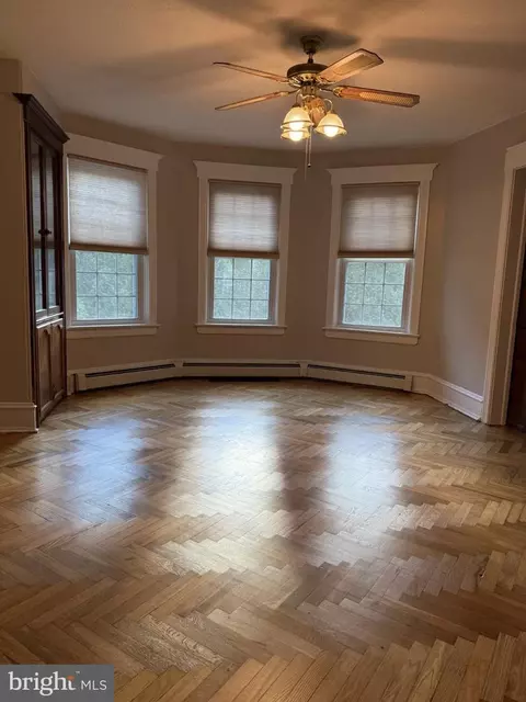Living - 54 W Main St, Wrightstown, NJ 08562 photo 10 of 11