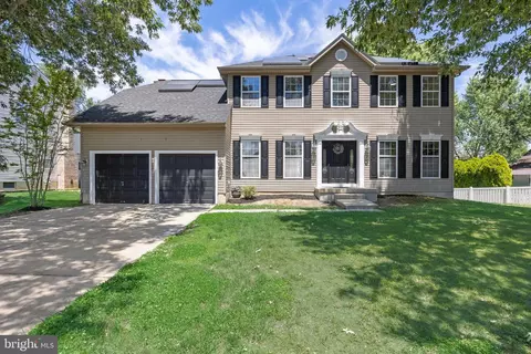 4 Black Pine Ln, Lumberton, NJ 08048