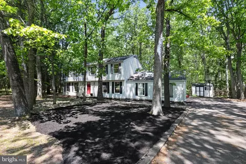566 Fairview Rd, Medford, NJ 08055