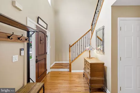 Entry Way - 706 Main St, Riverton, NJ 08077 photo 1 of 8