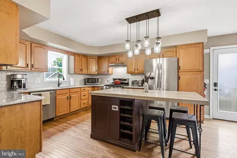 Kitchen - 706 Main St, Riverton, NJ 08077 photo 2 of 6