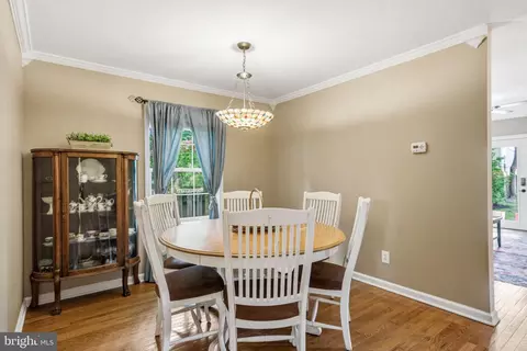 Dining - 706 Main St, Riverton, NJ 08077 photo 1 of 2