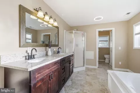 Bath - 706 Main St, Riverton, NJ 08077 photo 2 of 3
