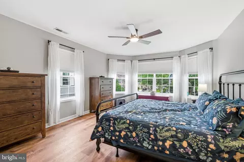 Bedroom - 706 Main St, Riverton, NJ 08077 photo 3 of 5