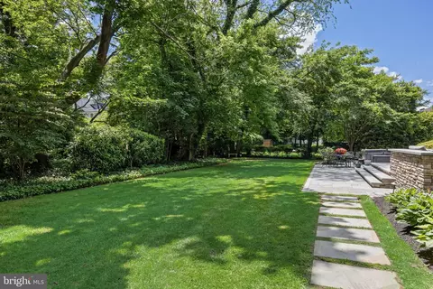 Exterior - 396 E 3rd St, Moorestown, NJ 08057 photo 6 of 6