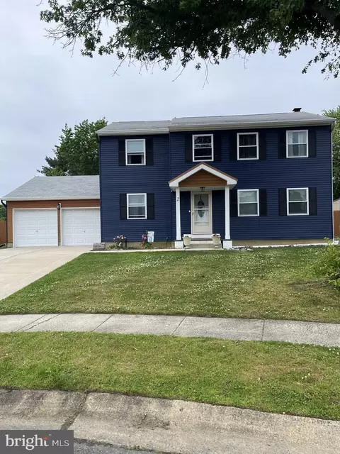 2 Lee Ct, Marlton, NJ 08053