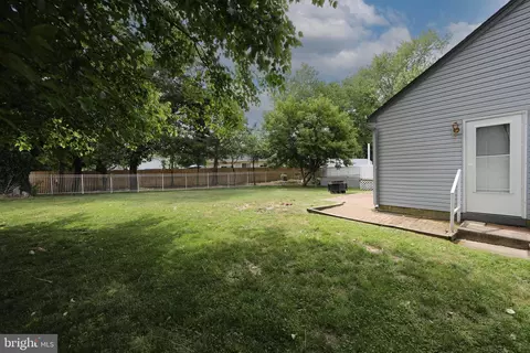 Exterior - 2 Jay Ct, Marlton, NJ 08053 photo 5 of 11