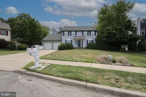 Exterior - 2 Jay Ct, Marlton, NJ 08053 photo 2 of 11