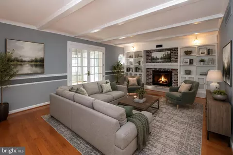 Living - 2 Jay Ct, Marlton, NJ 08053 photo 3 of 8