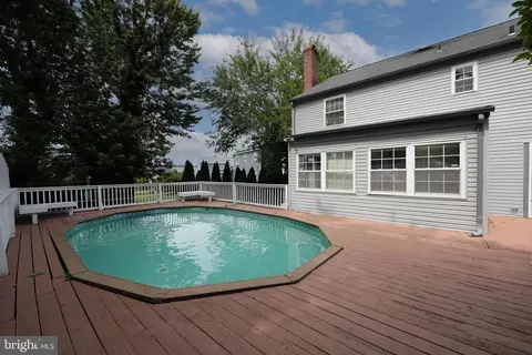 Exterior - 2 Jay Ct, Marlton, NJ 08053 photo 9 of 11