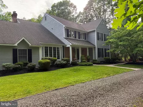 1 Chelmsford Ct, Medford, NJ 08055