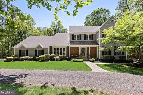 1 Chelmsford Ct, Medford, NJ 08055