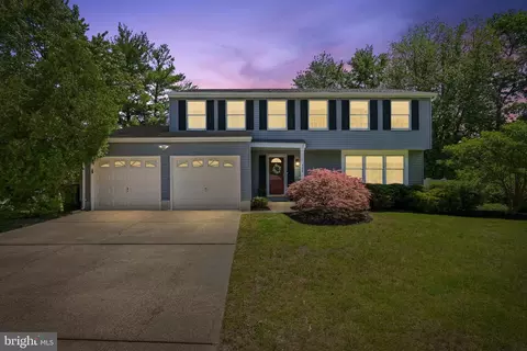304 Stoney Brook Ln, Marlton, NJ 08053