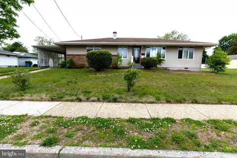 7 Lansdowne Rd, Burlington, NJ 08016