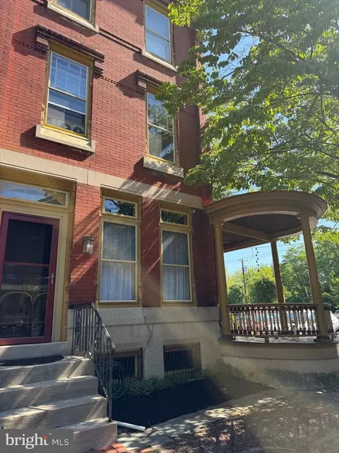 339 E Union St, Burlington, NJ 08016