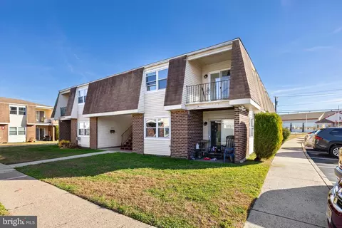 27 7 Florence Tollgate Pl, Burlington, NJ 08016