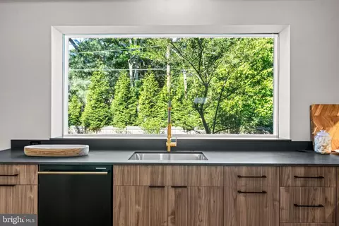 Kitchen - 319 E Central Ave, Moorestown, NJ 08057 photo 5 of 7