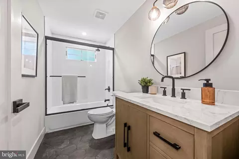 Bath - 319 E Central Ave, Moorestown, NJ 08057 photo 5 of 10