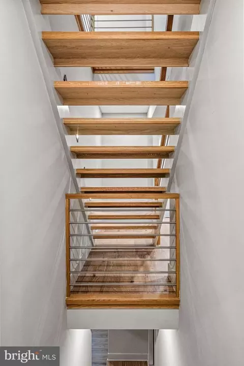 Entry Way - 319 E Central Ave, Moorestown, NJ 08057 photo 8 of 10
