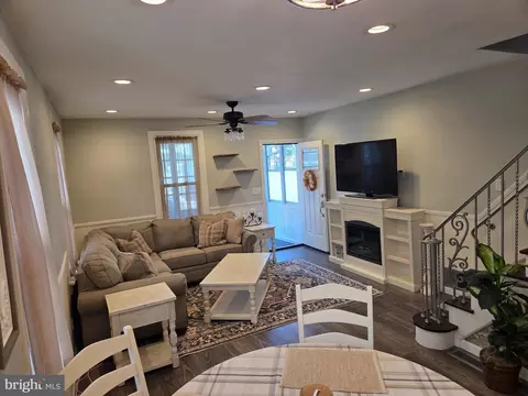 140 Paine St, Riverside, NJ 08075