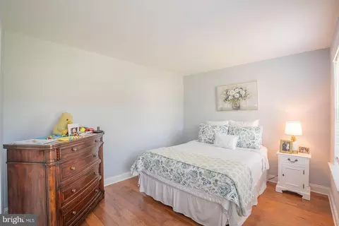 Bedroom - 408 Kaila Ct, Tabernacle, NJ 08088 photo 5 of 9