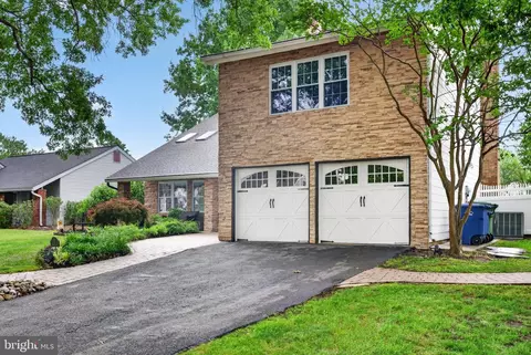 20 Merion Rd, Marlton, NJ 08053