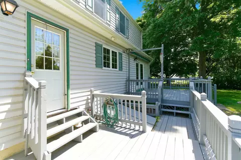 Exterior - 8 Edwards Dr, Wrightstown, NJ 08562 photo 3 of 7