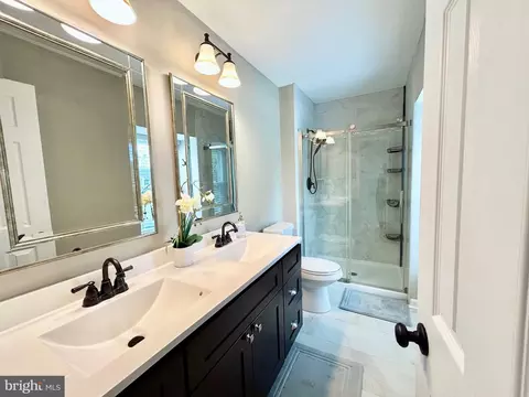 Bath - 137 Ramsey Ave, Marlton, NJ 08053 photo 2 of 3