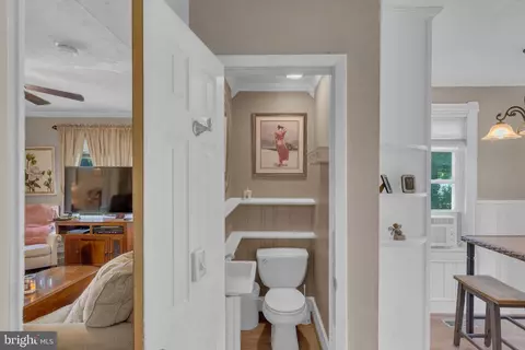 Entry Way - 310 E 3rd St, Moorestown, NJ 08057 photo 1 of 2