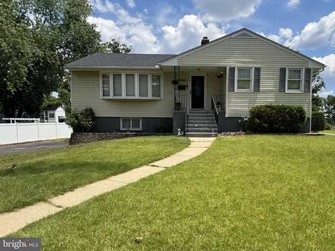 1404 Morgan Ave, Cinnaminson, NJ 08077
