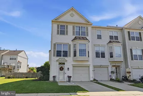 11 Winterberry Pl, Delran, NJ 08075