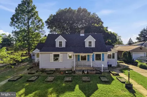 314 S Lippincott Ave, Maple Shade, NJ 08052