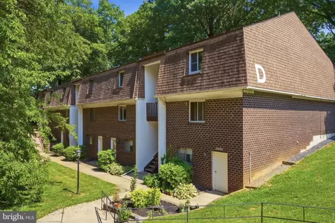 411 D10 Stiles Ave #D-10, Maple Shade, NJ 08052