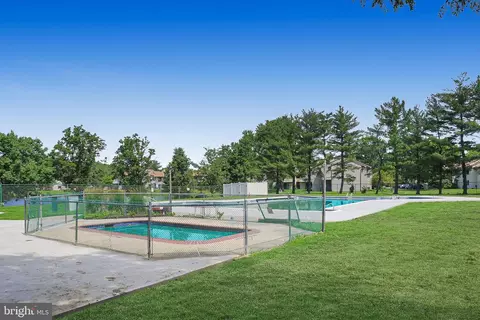 76 W B W Bluebell Ln, Mount Laurel, NJ 08054