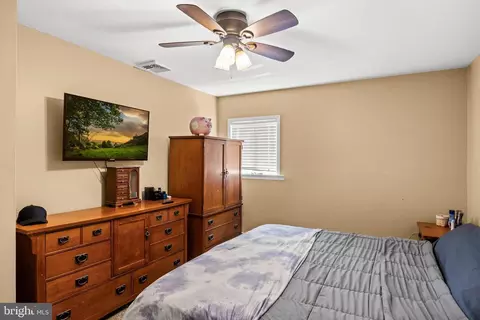 Bedroom - 7 Rose Ave, Maple Shade, NJ 08052 photo 2 of 4
