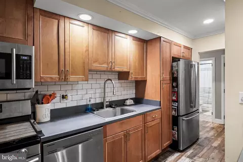 Kitchen - 7 Rose Ave, Maple Shade, NJ 08052 photo 1 of 2