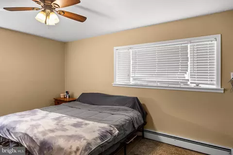 Bedroom - 7 Rose Ave, Maple Shade, NJ 08052 photo 1 of 4