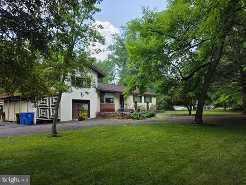 97 Skeet Rd, Medford, NJ 08055