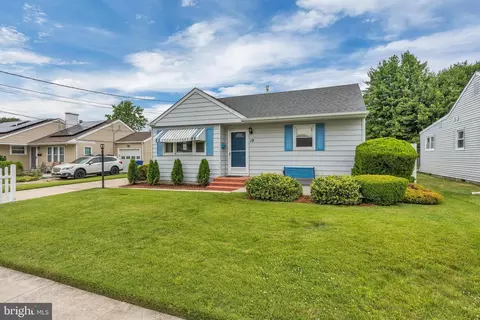 Exterior - 19 Paul Rd, Maple Shade, NJ 08052 photo 2 of 3