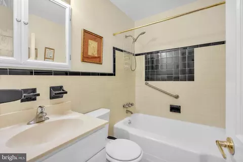 Bath - 19 Paul Rd, Maple Shade, NJ 08052 photo 2 of 2