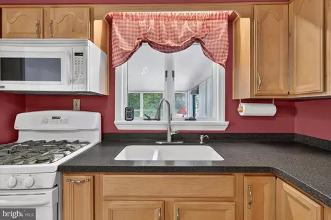 Kitchen - 803 Devon Rd, Riverside, NJ 08075 photo 4 of 4