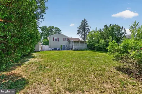 Exterior - 803 Devon Rd, Riverside, NJ 08075 photo 11 of 14