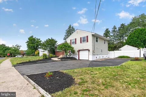 Other - 803 Devon Rd, Riverside, NJ 08075 photo 1 of 11