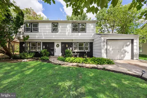 6 Hasting Ln, Willingboro, NJ 08046