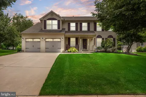 6 Douglas Ln, Lumberton, NJ 08048