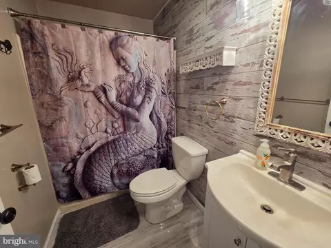 Bath - 37 Bridgewater Dr, Evesham, NJ 08053 photo 1 of 2